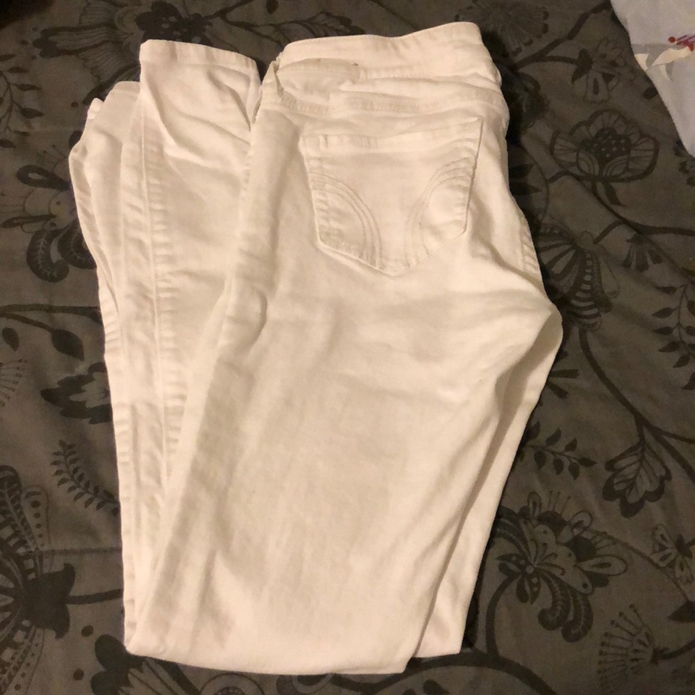 White Hollister Jeans!!